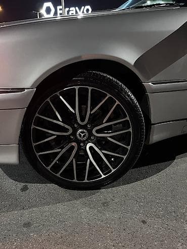 kia sed: Model: C230 (W202) Mühərrik: 2.3L, 4 silindr (M111 motoru) Güc — 2