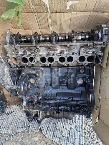 ford transit salon: KIA Carens 2 Turbo Dizel — 1