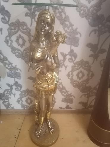 şuşə stollar: Açılmayan, Şüşə, Yumru masa — 2