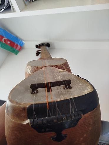 irşad electronics saat: Tar 16 ilin taridir, Qiymeti 1100 azn dir, Porfesionaldir, perdesi — 1