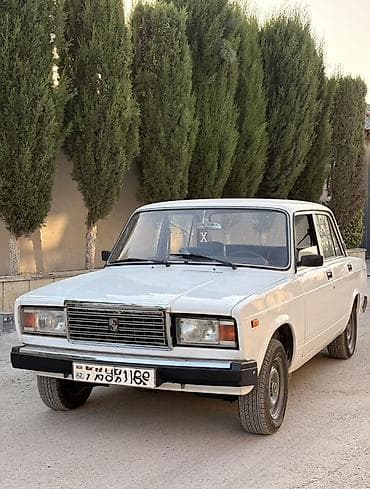 lada 21011: 2008 injektor mator karokpa ideal vezıyyetde cavabdehem altında curuk — 2