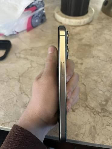 termal kamera: IPhone 15 Pro, Space Gray, Face ID — 2