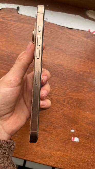 tv box h96: IPhone 16 Pro Max, 256 GB, Qızılı, Face ID — 2