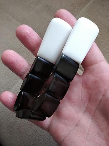 Ebonit Təsbeh. Чётки перекидные - Dizayn: Kontrast qara muncuqlarla