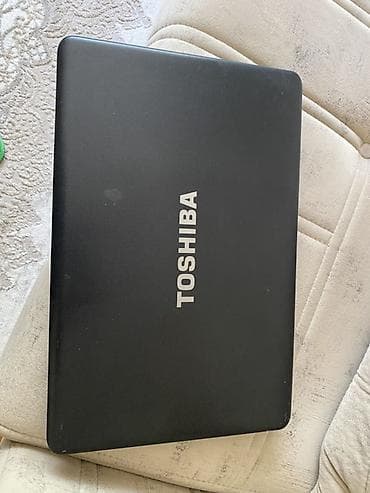 samsung s20 ultra: Toshiba noutbuk -C675 ustunde maus,klaviatura,cantasi verilir - — 2