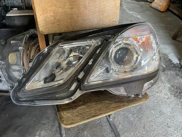 mersedes rolu: Sol, Yaxın və uzaq vuran işıqlar Mercedes-Benz, 2012 il, Orijinal, Almaniya, İşlənmiş — 1