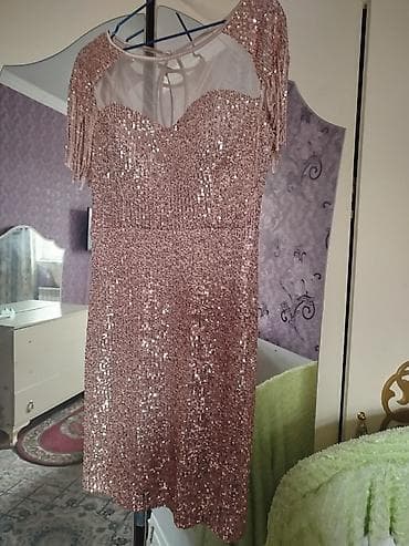 tikilme paltar modelleri instagram: Qısa payetli ziyafət donu - Rəng: pudra/şampan tonlarında. - — 1