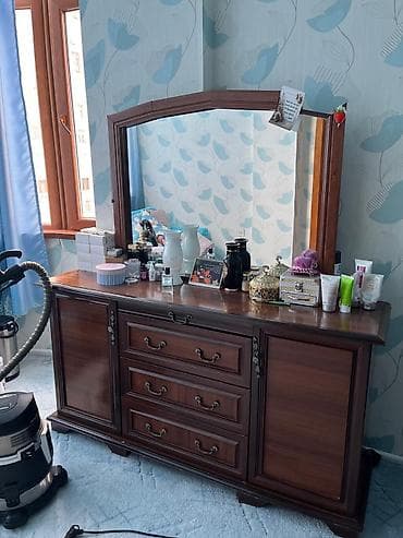 Komodlar: Güzgülü — 1