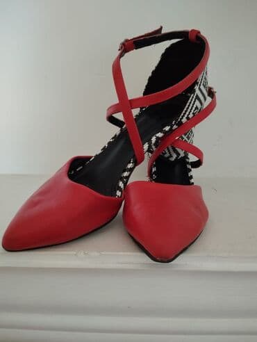 туфли новая не разу не одевала: Туфли, Размер: 40, Б/у — 6