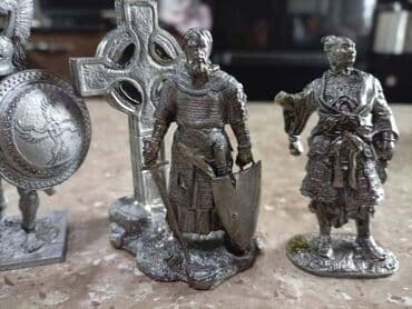 esger paltarinda qiz sekilleri: Fiqur — 6