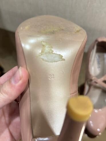 детские кожаные туфли: Туфли, Размер: 38, цвет - Бежевый, Б/у — 2