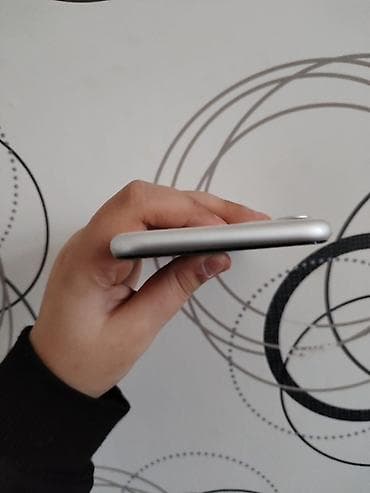 telfolar: IPhone 11, 128 GB, Ağ, Simsiz şarj, Face ID — 9