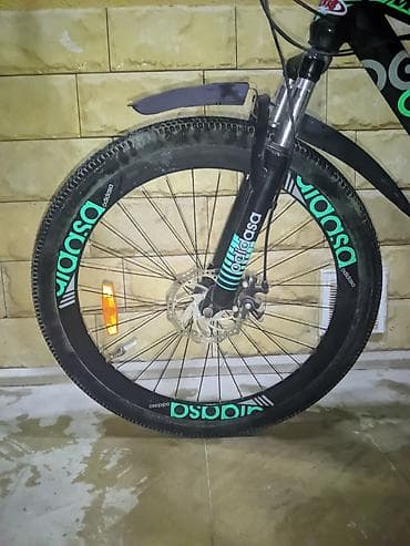 velosebedlər: Yeni Şəhər velosipedi Adidas, 26", Ünvandan götürmə — 2