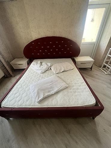 Çarpayılar: İşlənmiş, İkinəfərlik çarpayı, Bazasız, Matras ilə, Siyirməsiz — 2