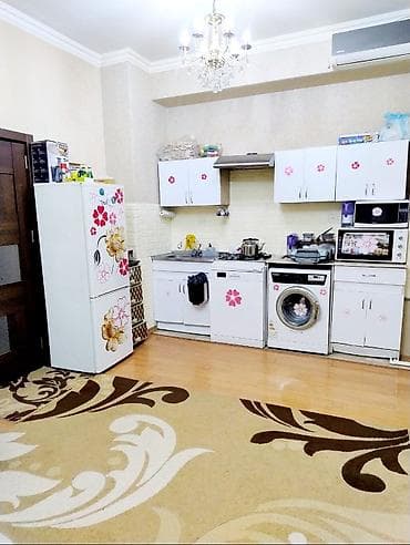 pilastik qapi: Satılır: Yumşaq mebel dəsti və qonaq otağı üçün aksesuarlar komplekti — 4