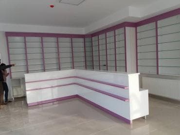 Витрины для аксессуаров: Aptek mebeli Her ölcüde ve rengde yıgılması mümkündür. Səhiyyə — 2