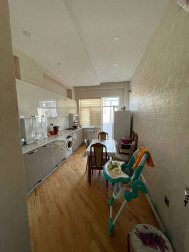 masazirda yeni tikili: Mənzil kirayə verilir. Zümrüd MTKda yerləşir. Tam təmirlidir, döşəmə — 4