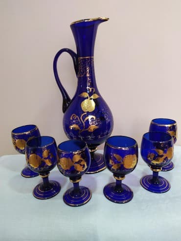 продам бутылки стеклянные: Кувшины, графины — 1