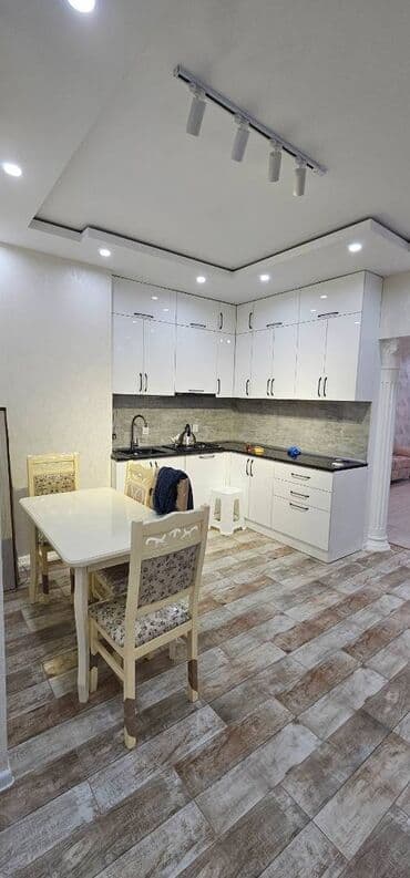 lenkeranda kiraye: Salam mənzil 15 mərtəbəli binanın 9 cu mərtəbəsində yerləşir.Tam — 1