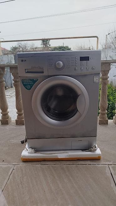LG paltaryuyan maşın – önyükləməli, gümüşü korpus Xüsusiyyətlər: -
