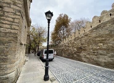 hostel for sale in baku: Salam əleykum. İçərişəhər metrosuna yaxin, Qala divarlarından içəridə — 14