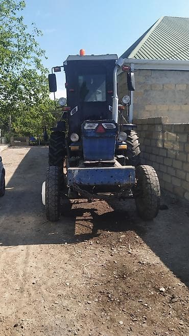maşın satı: Kənd təsərrüfatı texnikası paketi - Təkərli traktor: 4x4 — 7