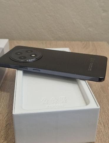 OPPO Reno 12F 8/512 smartfonu üçün orijinal qutu və aksesuarlar dəsti