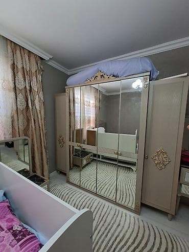 matras satilir: Yataq mebeli 720 Azn.Bir il əvvəl baha alınıb,köçlə bağlı — 4