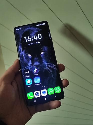 xiaomi not 10: Smartfon – böyük, tam ekranlı displey və ön kamera üçün mərkəzdə — 4