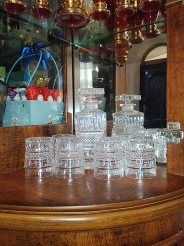 Kristal viski dəsti - 1 ədəd kristal karaf (kapaqlı 6ədəd qalın