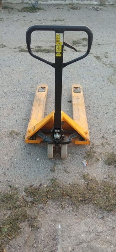 Manual palet arabası (rokla) - Tip: əl ilə idarə olunan hidravlik