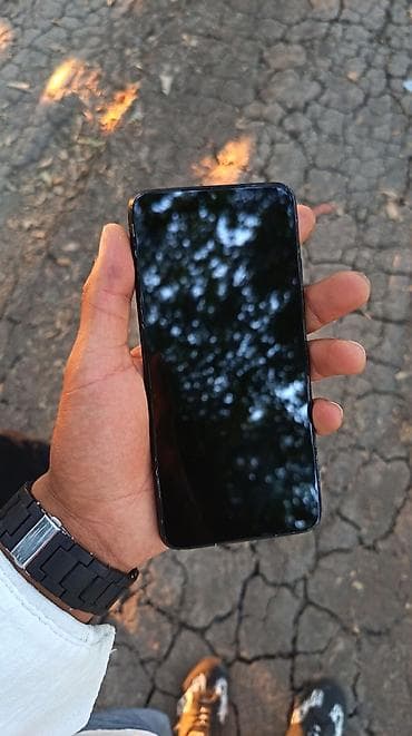 irşad komputer ucuz: Poco m3 4/64 telefonun tekce problemi kamera şüşesi sınıb oda 5 Azn — 1