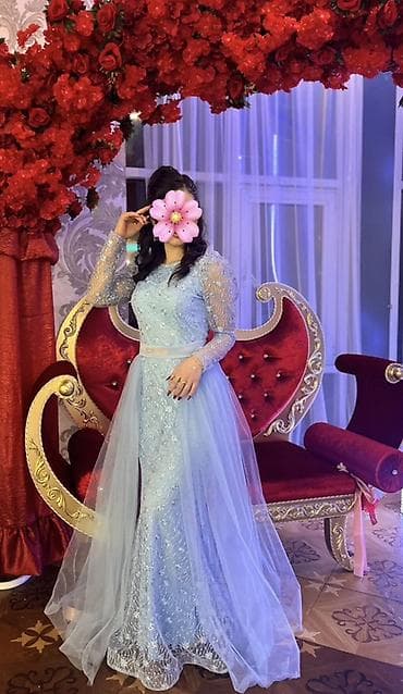 Платья: Mavi rəngdə zərif ziyafət/libas - Model: Uzun, balıq kəsimli siluet; — 2