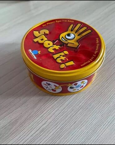 Настольная игрa б/у Spot it железная коробка, немного крышка помята