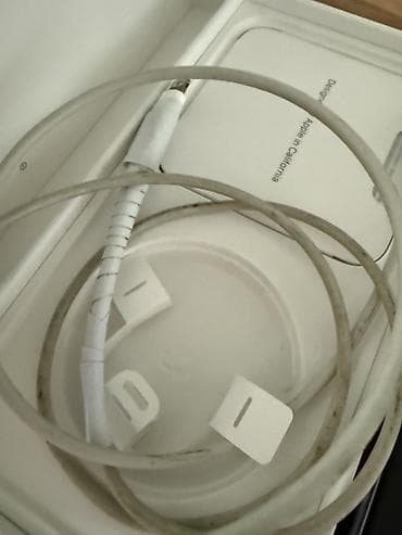 ikinci el iphone 14 pro: IPhone 14 Pro, Qara, Face ID — 4