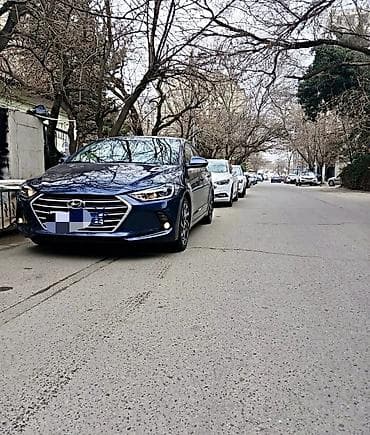 kia rio 2020: Hyundai Elantra: 1.6 l | 2018 il Sedan — 9