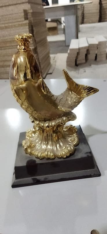 real madrid pastel: Fiqur, Metal, rəng - Qızılı — 1