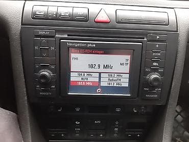 Audi Navigation Plus (RNS-D) inteqrasiya olunmuş multimedia və — 2