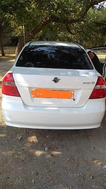 opel vectra c 2003: Ağ rəngli kompakt sedan Texniki və dizayn xüsusiyyətləri: - Kuzov: 4 — 6