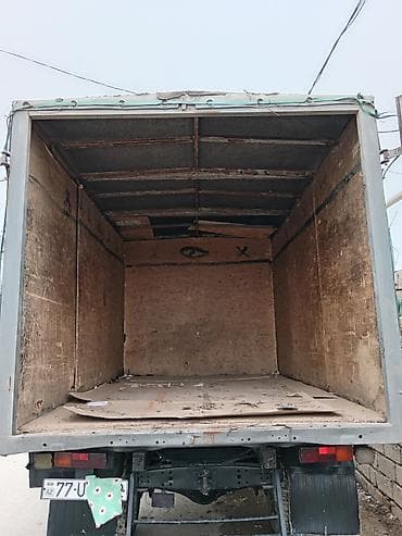 3000 azn masin: Yükləmə üçün iri həcmli furqon qoşqu/kuzov - Tip: qapalı yük furqonu — 3