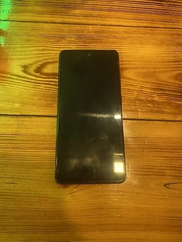 nar 50gb internet: Samsung Galaxy A52, rəng - Qara, Barmaq izi — 1