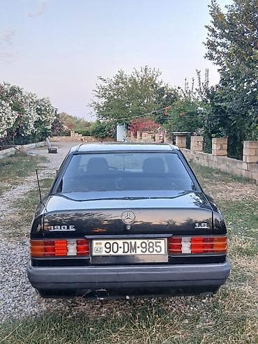 Mercedes-Benz 190 (W201): 1.8 l | 1991 il Sedan — 2