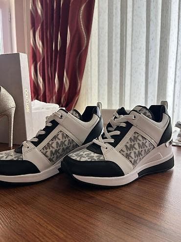 Məhsul: Michael Kors qadın idman ayaqqabısı ENDİRİM MÖVCUDDUR - Model