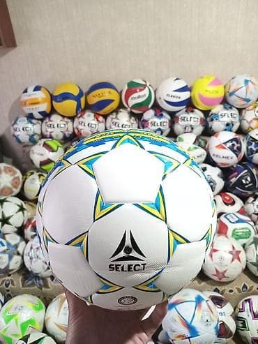 messi top: Məhsul: Futbol topu – “MESSI” dizaynlı Xüsusiyyətlər: - Rənglər — 10