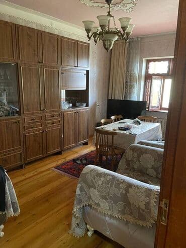 bileceride 3 otaqli bina evleri: Bakı, Yeni Günəşli Massiv D, 3 otaqlı, Köhnə tikili, 90 kv. m — 1