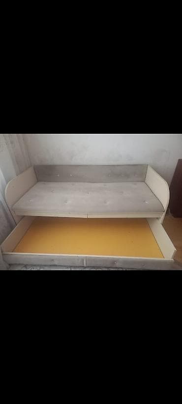 yorğa: Çəkilən məhsul: Çekmeli ikimərtəbəli çarpayı/divan tipli — 1