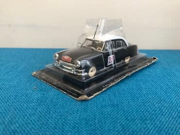 1 43 modelka: QAZ, 2000 il, 1:43, Dəmir, Rayonlara çatdırılma, Ünvandan götürmə, Pulsuz çatdırılma — 2