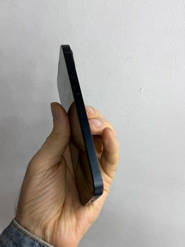 telefon tecili satlir: IPhone 13, 128 GB, Qara — 2