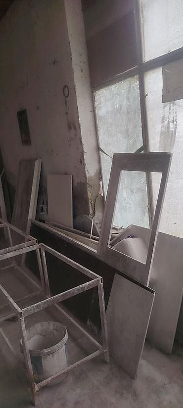 Məhsul: Süni mərmər (akril/solid surface) iş masası üstləri və