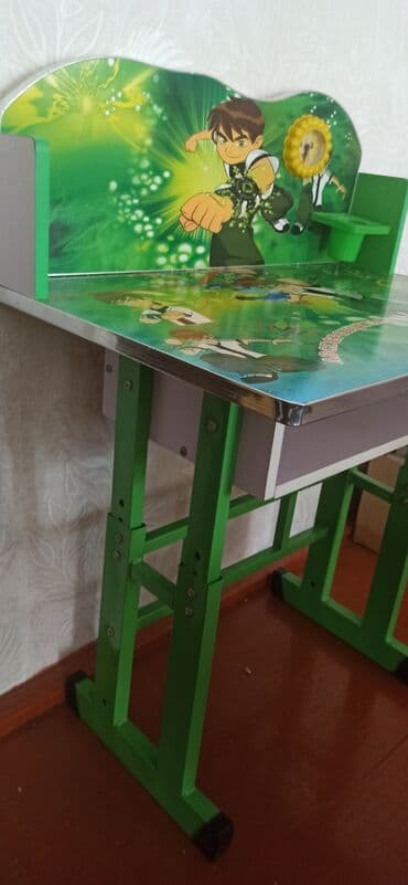 qida məhsullarının topdan satışı: Oğlan üçün, İşlənmiş, Siyirməsiz, Yazı masası, Stullar ilə — 3